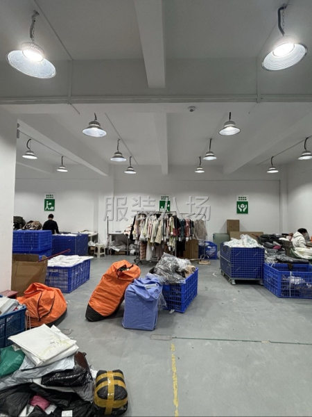 大石工业园2楼1470平方，现成水电装修，即租即用。-第5张图片