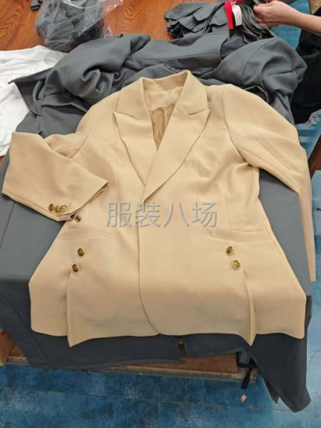 招长期烫工，主要烫小西服，货多计件-第1张图片