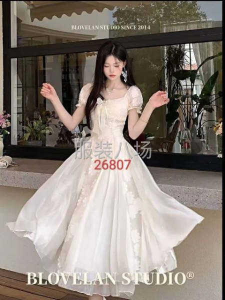 直播电商供应链主打连衣裙，单量大价格高-第4张图片