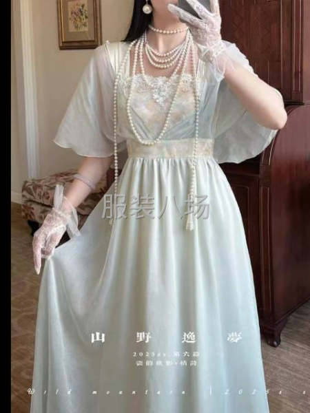 直播电商供应链主打连衣裙，单量大价格高-第1张图片