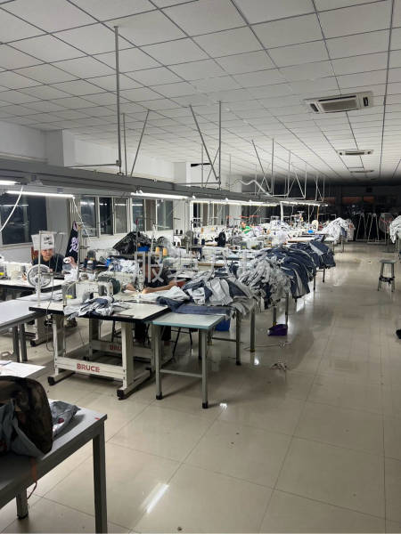 能熟练制作时装，夹克，裤子等-第1张图片