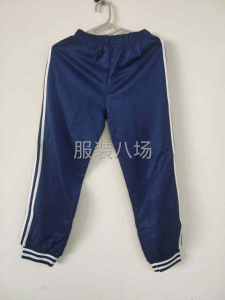 承接各种军训服，校服，迷彩服套装，短袖卫衣裤子冲锋衣衬衫加工-第9张图片