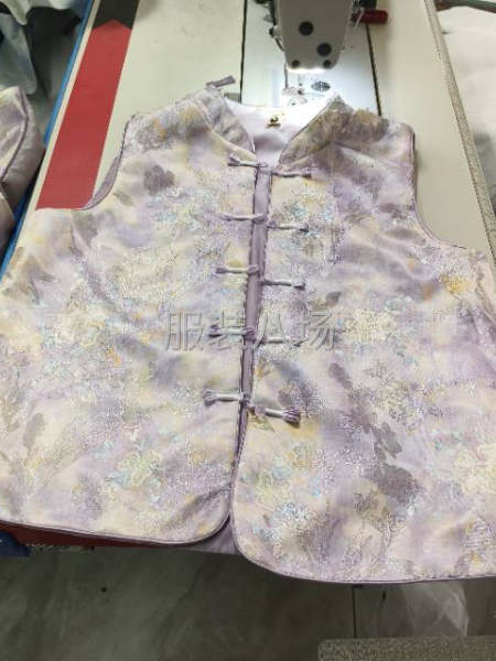 缝纫工要干活好的最好是女的-第1张图片
