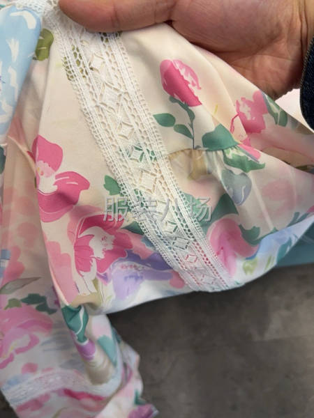 花边蕾丝波西米亚-第1张图片