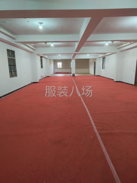 400平厂房出租，带12个房间-第1张图片