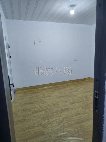 400平厂房出租，带12个房间-第6张图片