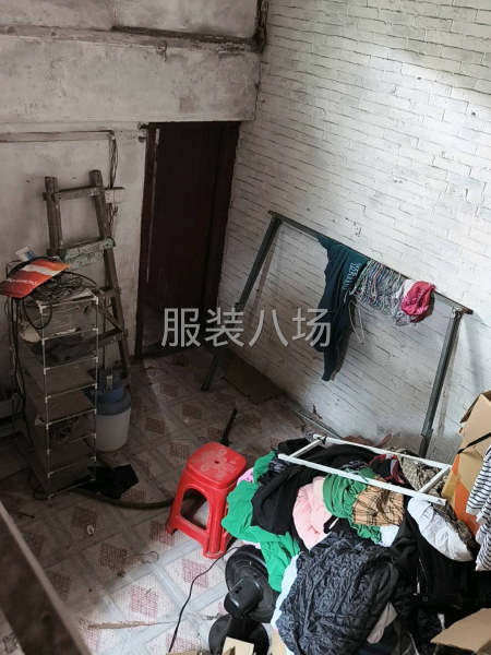 村里整栋房屋转让利用率极好-第8张图片