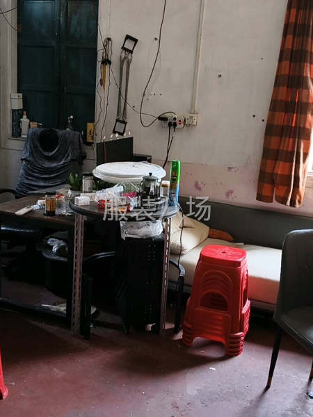 村里整栋房屋转让利用率极好-第6张图片