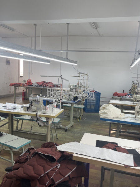 平车 拷边各一名 平车需要上道可以做的 拷边需要整件可以做的-第1张图片