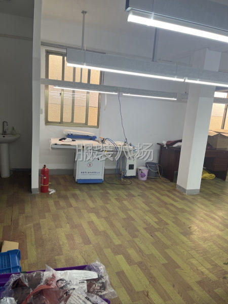 平车 拷边各一名 平车需要上道可以做的 拷边需要整件可以做的-第2张图片