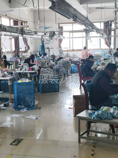 整件，裁剪，熨烫，后道，钉扣都是能做的，已经在服装行业十几年-第2张图片