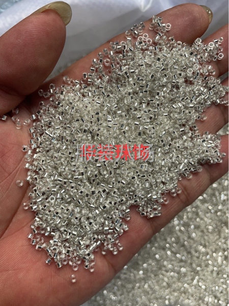 源头厂家，专业生产电脑绣花珠，米珠，米泡，管，等等-第1张图片