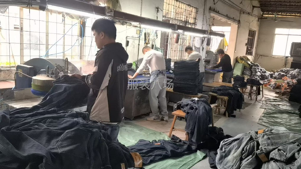 专业牛仔裤OEM代工-第4张图片