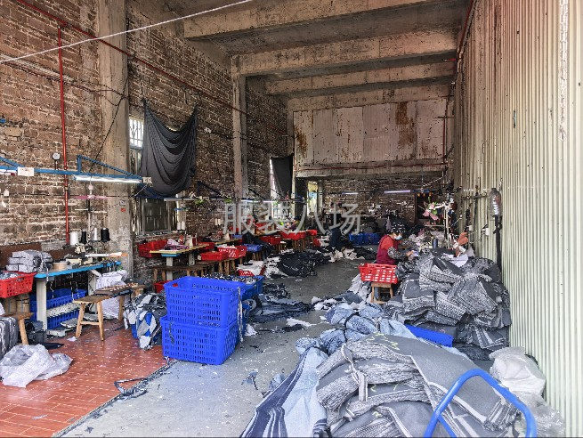 专业牛仔裤OEM代工-第3张图片