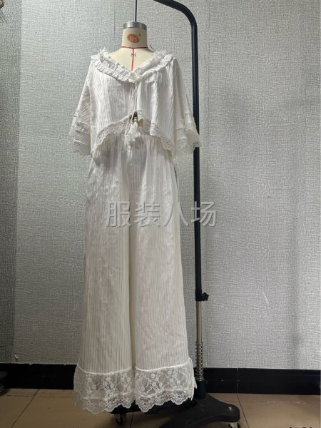 小单快反，梭织连衣裙为主-第3张图片