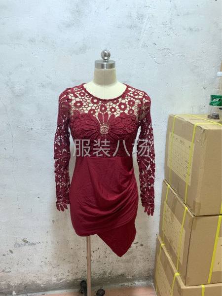 出制衣厂生产车间-第1张图片