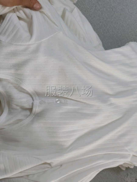 简单针织衫常年不停货，结账爽快-第1张图片