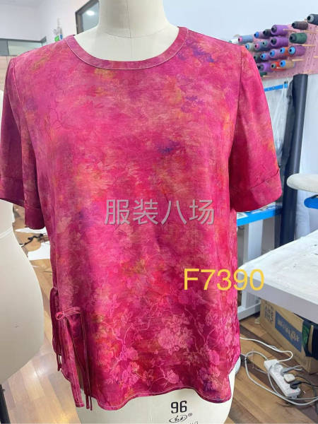 招整件梭织连衣裙，衬衫车位-第1张图片