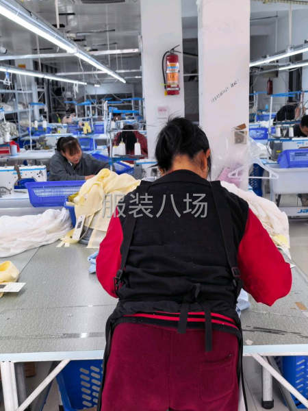 做女装上衣裤子-第2张图片