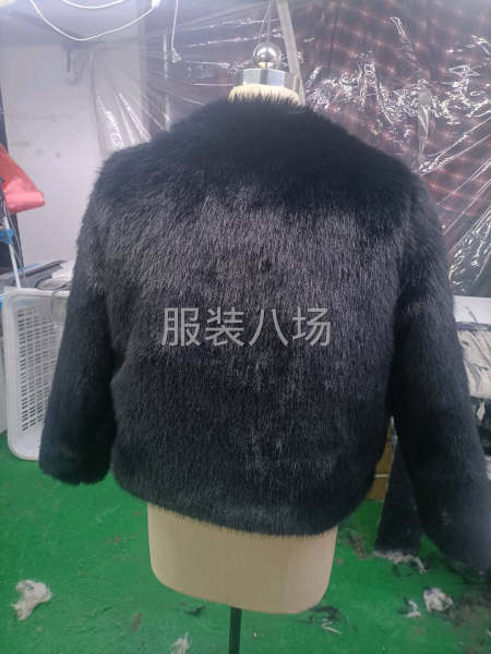 仿皮草大量现货，拿货联系，量大价格可聊-第2张图片