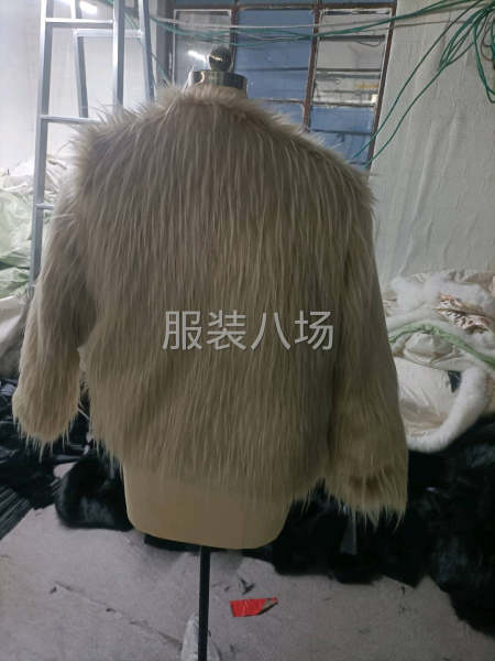 仿皮草大量现货，拿货联系，量大价格可聊-第7张图片