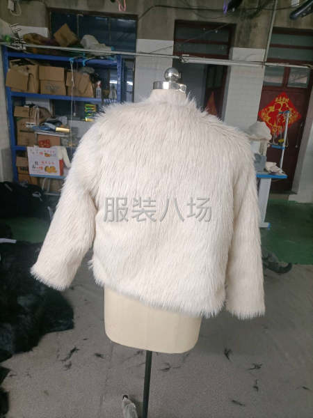 仿皮草大量现货，拿货联系，量大价格可聊-第4张图片