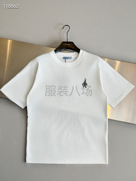 PRADA夏季新品T恤衫-第2张图片