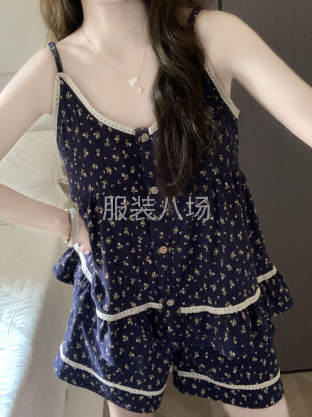 招睡衣加工厂合作，主做睡衣套裙，吊带裙-第1张图片