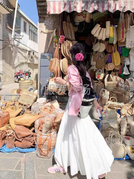 夏季爆品推荐：白色蛋糕裙-第6张图片