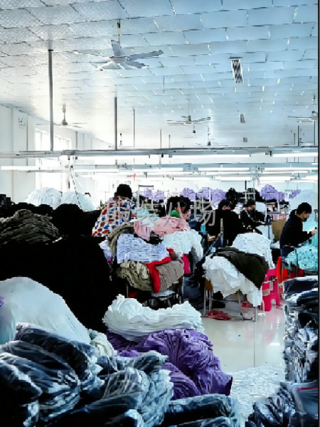 纯棉圆领T恤、卫衣、卫裤 国内外定制服装 ｜-第1张图片