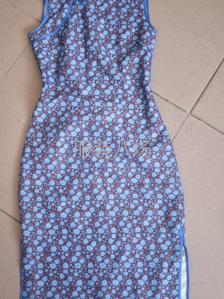 大量，连衣裙外发，找加工厂长期合作-第1张图片