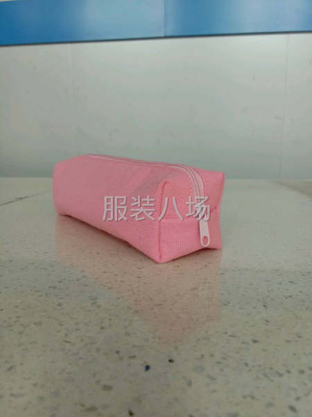有2000个笔袋，还剩1000个，寻求外发，欢迎个人小作坊。-第2张图片