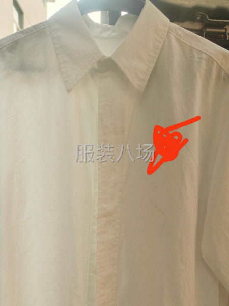 大量衬衫，T恤衫，女装外发-第1张图片