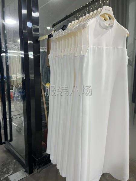 找能做精品时装工艺的夫妻档和小作坊，或者工厂-第3张图片