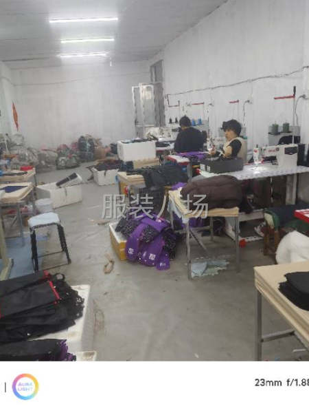 专做各类梭织衣服，单衣棉服羽绒服，裤子，外贸单-第4张图片