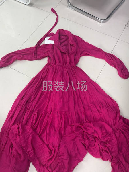 大量雪纺连衣裙，寻专业作坊，工厂长期合作-第1张图片