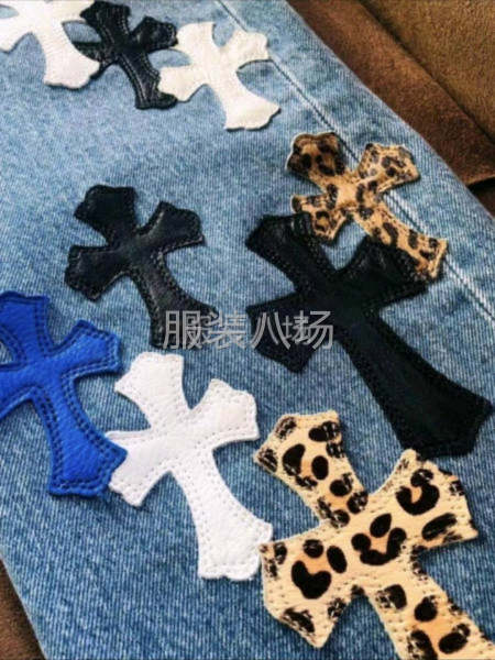 承接花样机车章