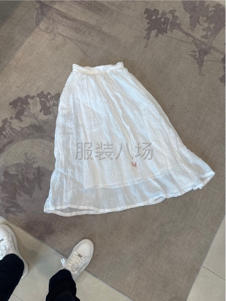 苎麻半裙裤子，针织T，四大片的半裙和裤子-第2张图片