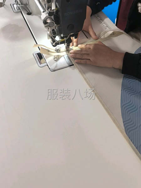 两个厂子有40多台同步车-第2张图片