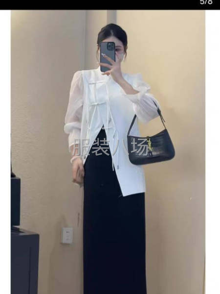 大家好库房新到一批国风女装-第1张图片