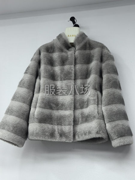 加工！裘皮工艺，皮毛一体仿貂环保毛外套-第2张图片