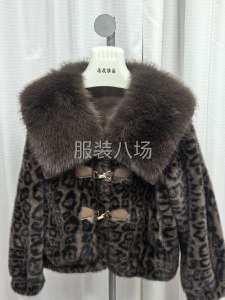 加工！裘皮工艺，皮毛一体仿貂环保毛外套-第9张图片