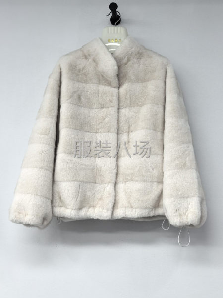 加工！裘皮工艺，皮毛一体仿貂环保毛外套-第3张图片