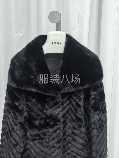 加工！裘皮工艺，皮毛一体仿貂环保毛外套-第8张图片