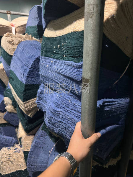 法兰绒睡衣睡裤熟练拷边工-第1张图片