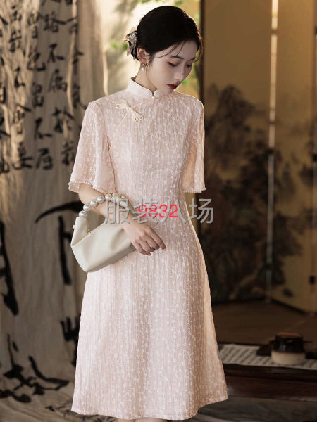 常年宠物服装、改良款旗袍，四大片上手快，款式变化不大-第3张图片