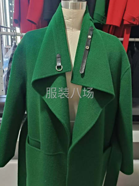 海宁巴比伦原创高端大衣-第4张图片