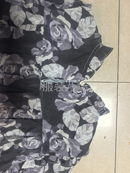 雪纺连衣裙直播店中高端连衣裙-第2张图片