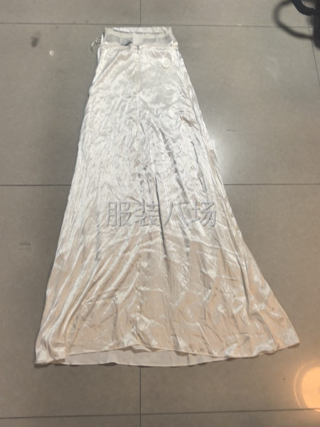 雪纺连衣裙直播店中高端连衣裙-第3张图片