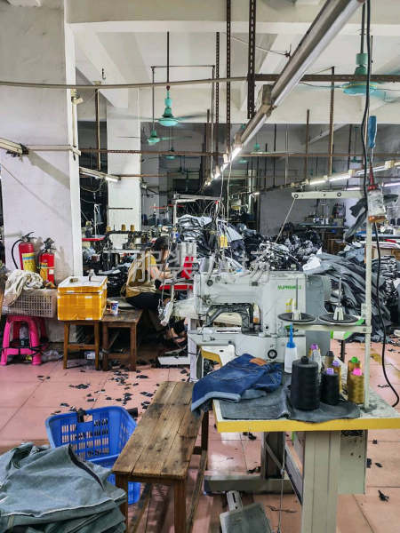 专做男女装牛仔裤20年-第1张图片